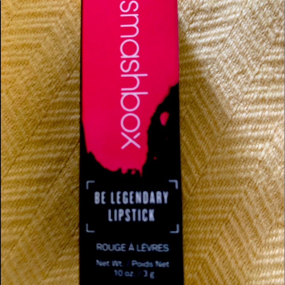 Lipstick color pink